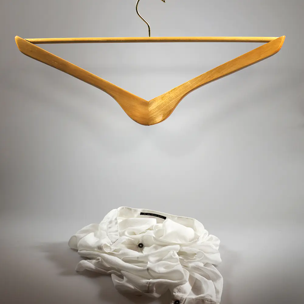 Fototapet Useless Series - The Cloth Hanger
